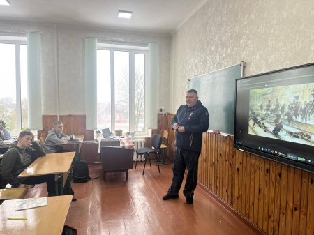 Бій під Крутами — символ честі, відваги та жертовності Бій під Крутами — символ честі, відваги та жертовності